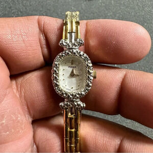 Vintage Pulsar Diamond Accent Watch Women Gold Tone Oval Dial New Battery Workin